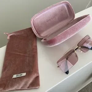 Miu Miu | Accessories | Miu Miu Socit 58mm Square Pink Lens  display picture 2